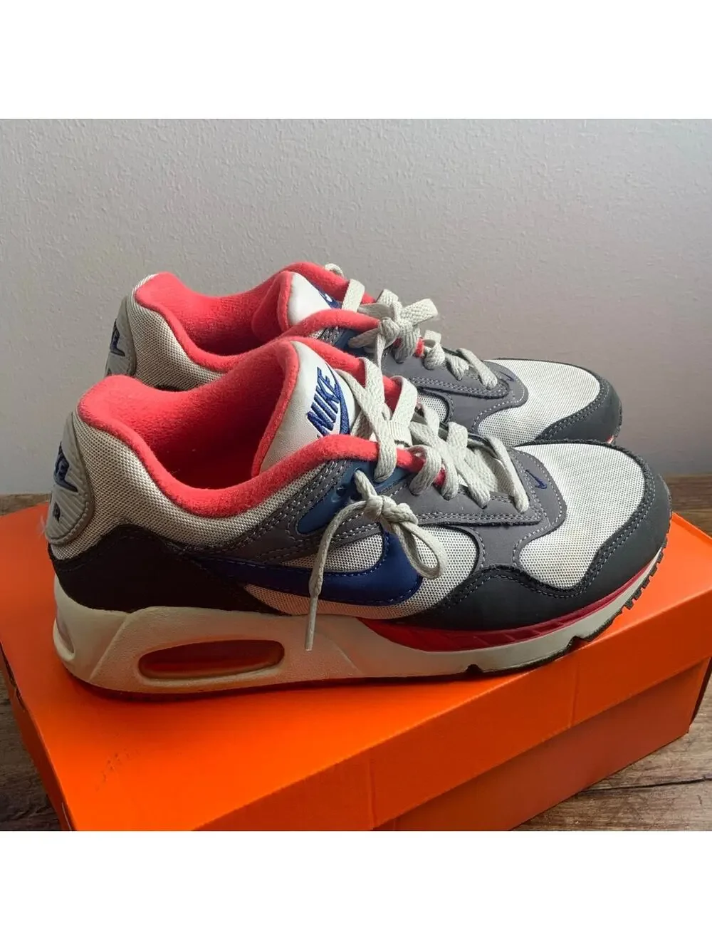 Nike Air Max Sneakers youth size 6.5